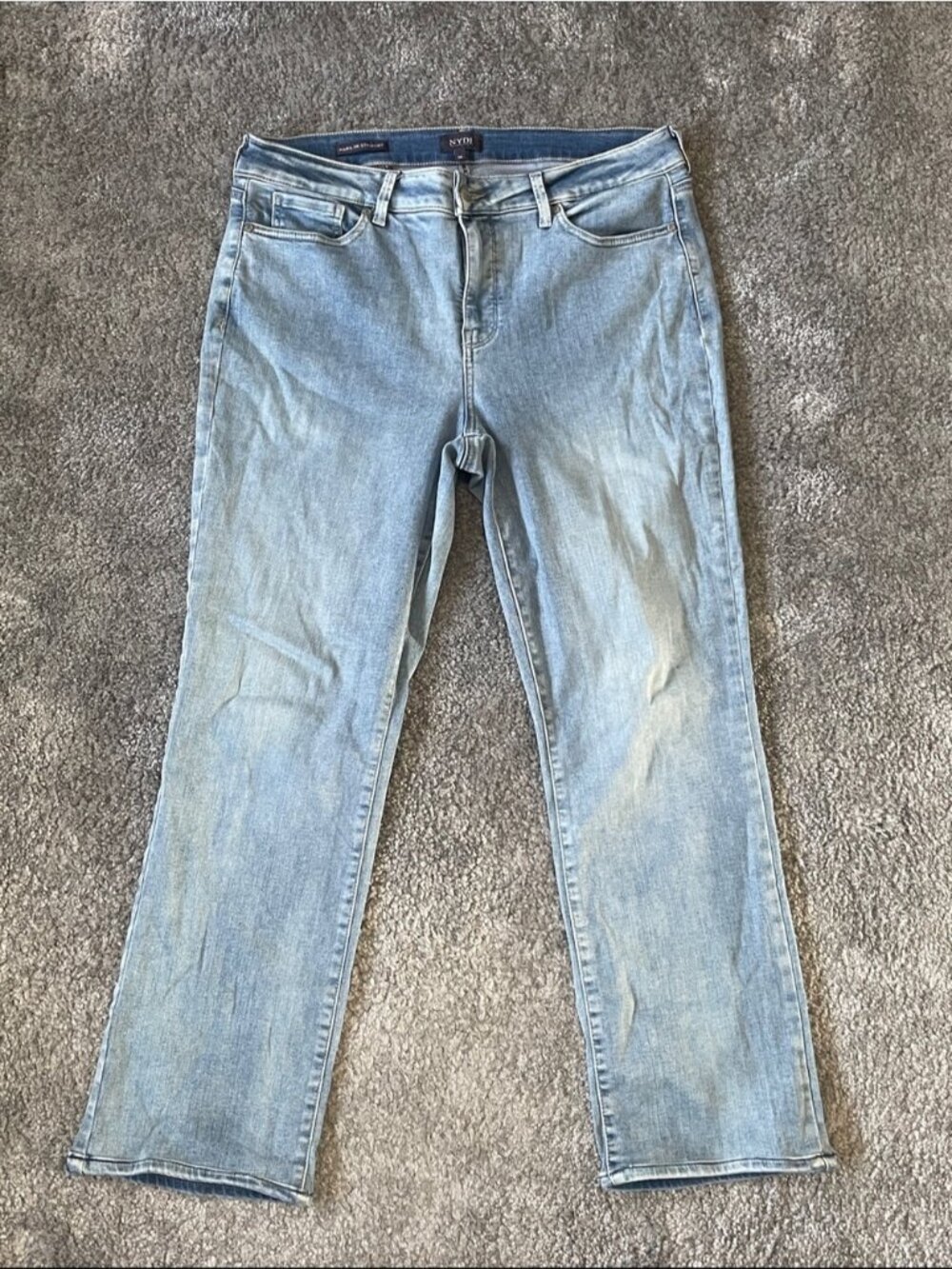 EC NYDJ Marilyn Straight Light Wash Jeans - Size 14